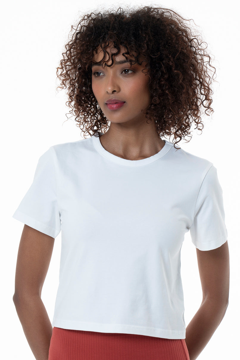 Hi-Neck Fitted T-Shirt _ 152252 _ Optic White