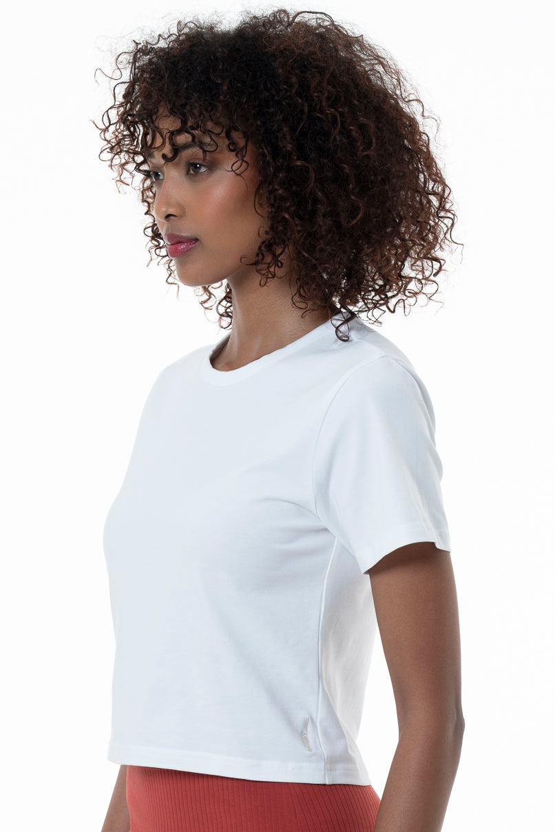 Hi-Neck Fitted T-Shirt _ 152252 _ Optic White